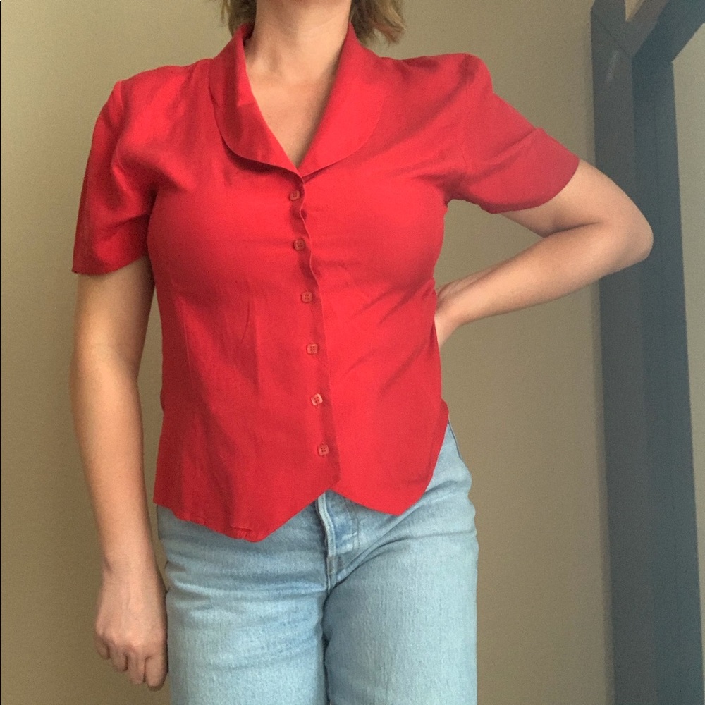 VINTAGE 100% Silk Red Short Sleeve Button Down Top